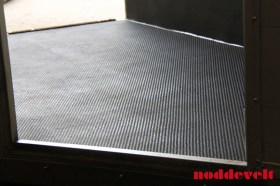 antislip-mat-rubber-paardentrailer-img_12271